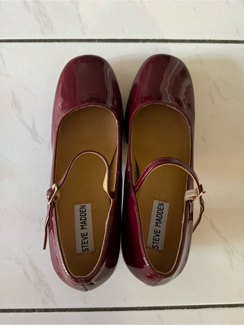 Steve Madden Burgundy Patent Mary Jane Heels - Picture 2 of 3